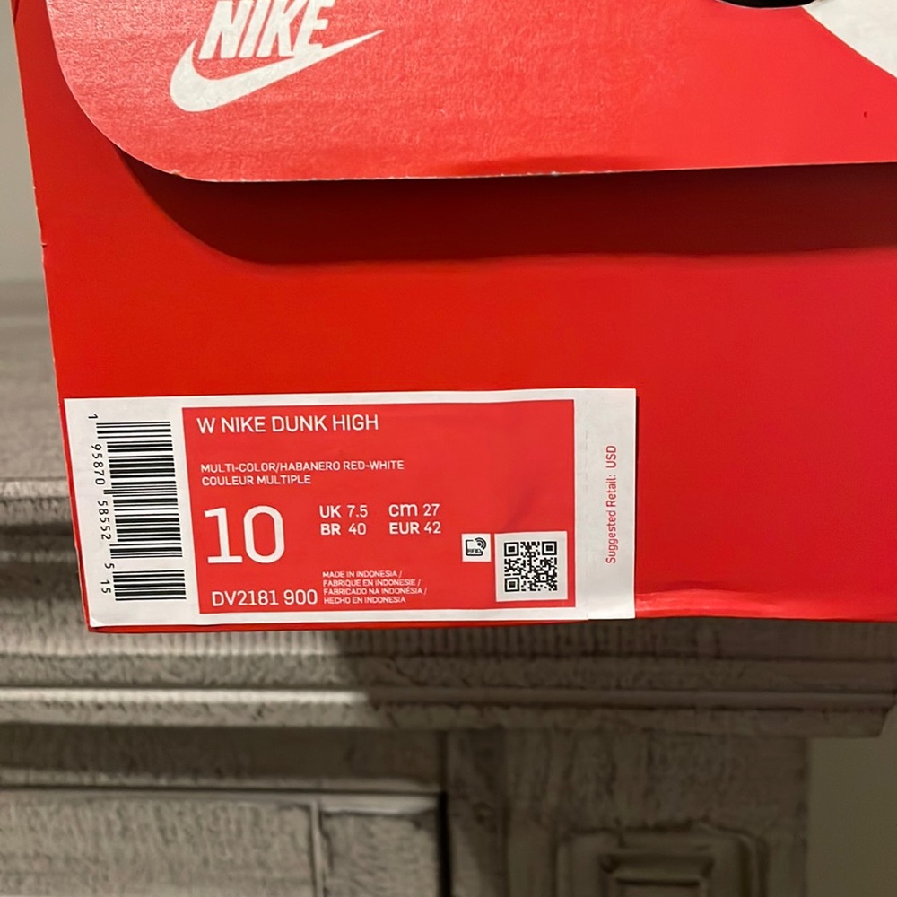 Women’s Nike Dunk High Multi-color/habanero red-white, size 10